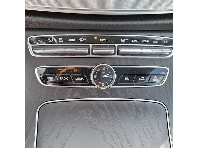 Personenauto mercedes-benz, e-klasse coupé 220d advantage - afbeelding 10 van  42