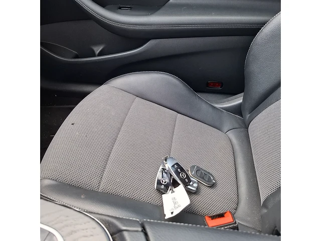 Personenauto mercedes-benz, e-klasse coupé 220d advantage - afbeelding 15 van  42