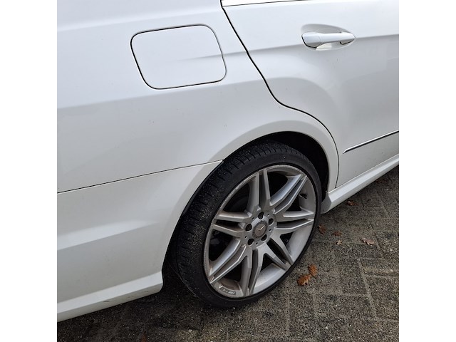 Personenauto, mercedes-benz, e-klasse e200, 2012 - afbeelding 4 van  61