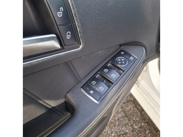 Personenauto, mercedes-benz, e-klasse e200, 2012 - afbeelding 19 van  61