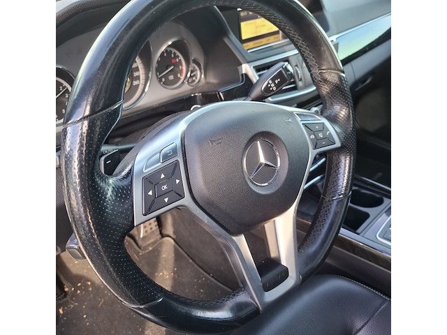 Personenauto, mercedes-benz, e-klasse e200, 2012 - afbeelding 24 van  61