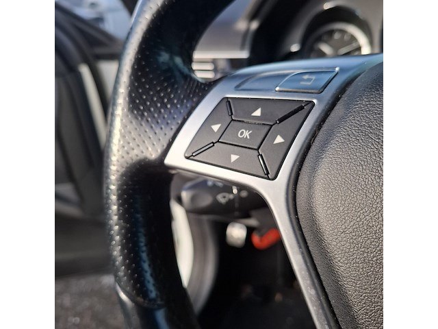 Personenauto, mercedes-benz, e-klasse e200, 2012 - afbeelding 25 van  61