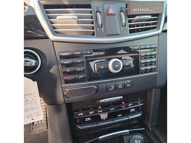 Personenauto, mercedes-benz, e-klasse e200, 2012 - afbeelding 39 van  61