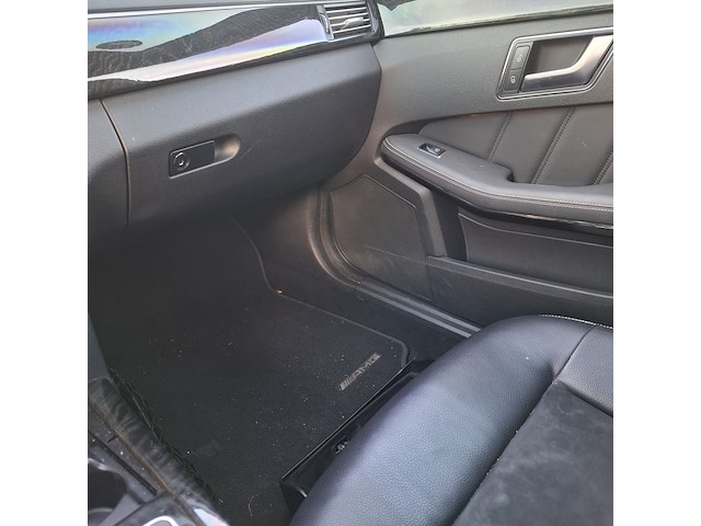 Personenauto, mercedes-benz, e-klasse e200, 2012 - afbeelding 44 van  61