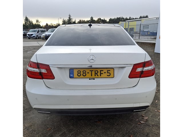 Personenauto, mercedes-benz, e-klasse e200, 2012 - afbeelding 56 van  61
