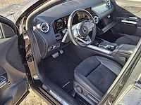 Personenauto mercedes benz, gla-klasse 180 amg line, zwart, bouwjaar 2022 - afbeelding 2 van  53