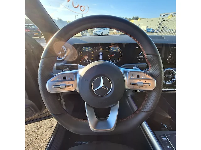 Personenauto mercedes benz, gla-klasse 180 amg line, zwart, bouwjaar 2022 - afbeelding 7 van  53