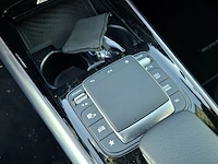 Personenauto mercedes benz, gla-klasse 180 amg line, zwart, bouwjaar 2022 - afbeelding 13 van  53