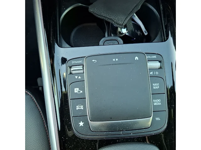 Personenauto mercedes benz, gla-klasse 180 amg line, zwart, bouwjaar 2022 - afbeelding 14 van  53