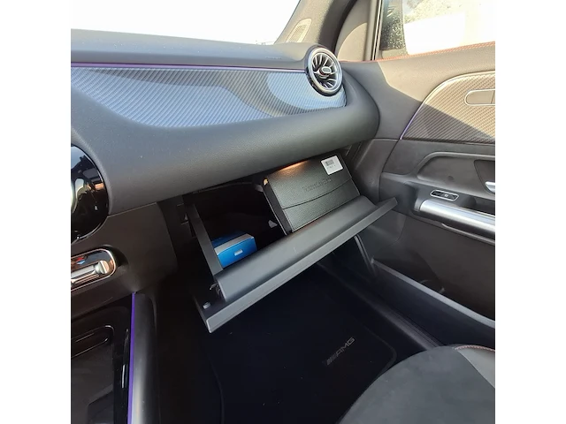 Personenauto mercedes benz, gla-klasse 180 amg line, zwart, bouwjaar 2022 - afbeelding 16 van  53