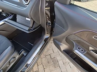 Personenauto mercedes benz, gla-klasse 180 amg line, zwart, bouwjaar 2022 - afbeelding 29 van  53