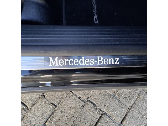 Personenauto mercedes benz, gla-klasse 180 amg line, zwart, bouwjaar 2022 - afbeelding 32 van  53