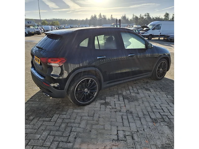 Personenauto mercedes benz, gla-klasse 180 amg line, zwart, bouwjaar 2022 - afbeelding 45 van  53