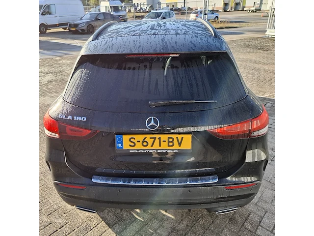 Personenauto mercedes benz, gla-klasse 180 amg line, zwart, bouwjaar 2022 - afbeelding 50 van  53