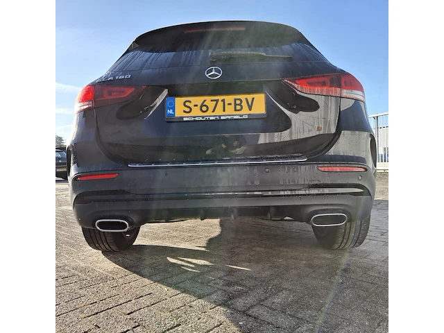 Personenauto mercedes benz, gla-klasse 180 amg line, zwart, bouwjaar 2022 - afbeelding 51 van  53