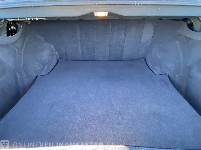 Personenauto mercedes benz, w124, wit, bouwjaar 1989 - afbeelding 4 van  25