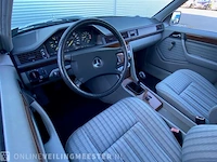 Personenauto mercedes benz, w124, wit, bouwjaar 1989 - afbeelding 5 van  25