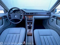 Personenauto mercedes benz, w124, wit, bouwjaar 1989 - afbeelding 6 van  25
