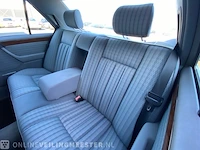 Personenauto mercedes benz, w124, wit, bouwjaar 1989 - afbeelding 8 van  25