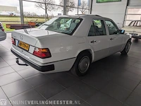 Personenauto mercedes benz, w124, wit, bouwjaar 1989 - afbeelding 22 van  25