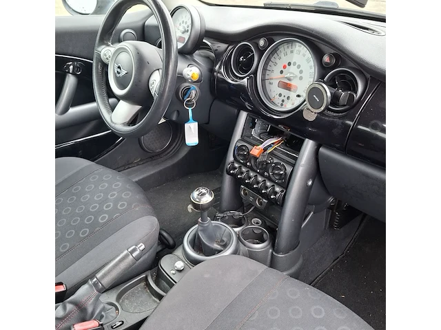 Personenauto, mini, 1.6 one, 2006 - afbeelding 27 van  39