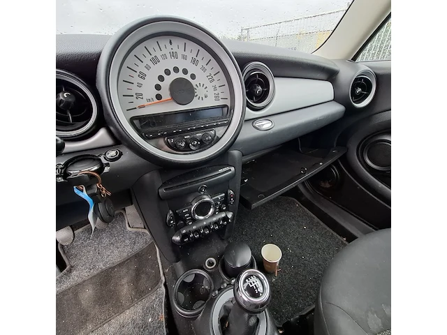 Personenauto mini, 1.6 one, zwart, bouwjaar 2011 - afbeelding 13 van  26