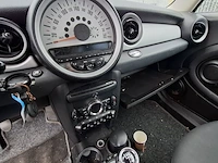 Personenauto mini, 1.6 one, zwart, bouwjaar 2011 - afbeelding 13 van  26