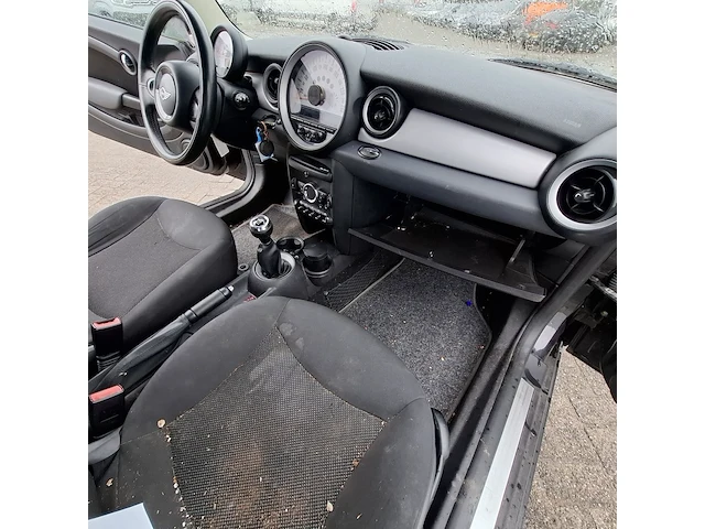 Personenauto mini, 1.6 one, zwart, bouwjaar 2011 - afbeelding 17 van  26