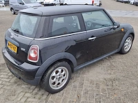 Personenauto mini, 1.6 one, zwart, bouwjaar 2011 - afbeelding 5 van  26