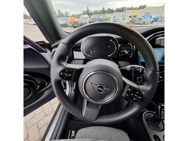 Personenauto mini, cooper se 33 kwh, wit, bouwjaar 2022 - afbeelding 3 van  52