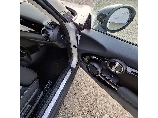 Personenauto mini, cooper se, wit, bouwjaar 2022 - afbeelding 8 van  37