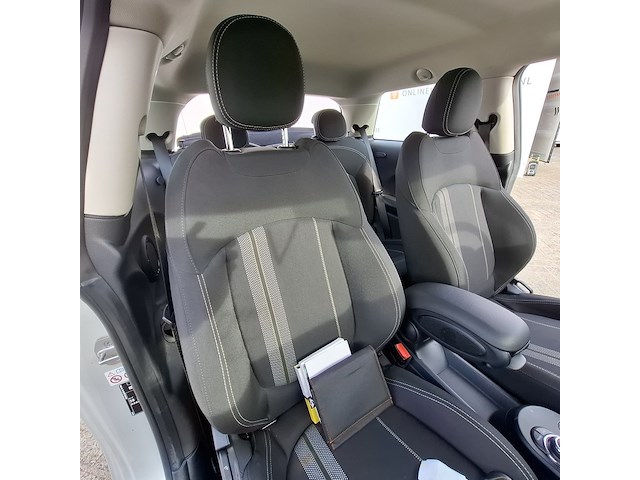 Personenauto mini, cooper se, wit, bouwjaar 2022 - afbeelding 10 van  37