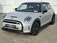 Personenauto mini, cooper se, wit, bouwjaar 2022 - afbeelding 1 van  37