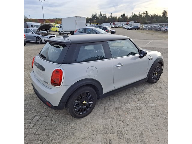 Personenauto mini, cooper se, wit, bouwjaar 2022 - afbeelding 33 van  37