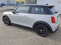Personenauto mini, cooper se, wit, bouwjaar 2022 - afbeelding 35 van  37