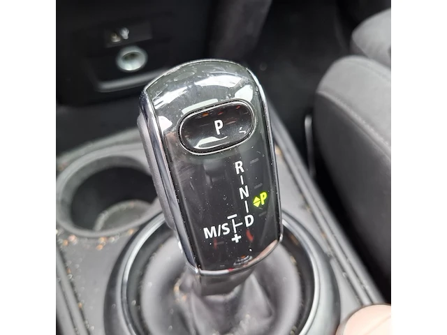 Personenauto mini, countryman 1.5 one, grijs, bouwjaar 2019 - afbeelding 15 van  47