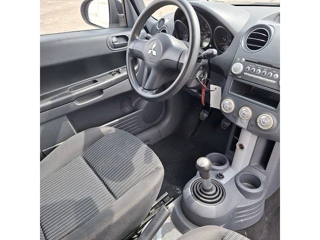 Personenauto mitsubishi, colt 1.3 incharge, bouwjaar 2008 - afbeelding 32 van  65