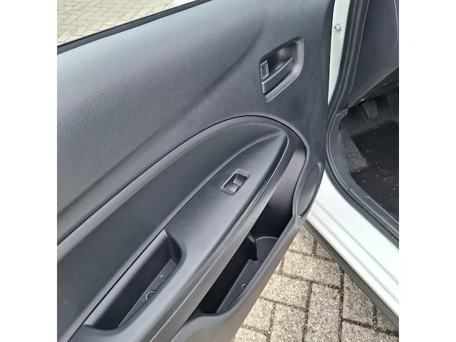 Personenauto mitsubishi, space star - afbeelding 3 van  35