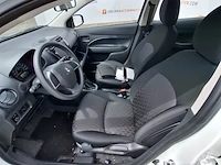 Personenauto mitsubishi, space star - afbeelding 4 van  35