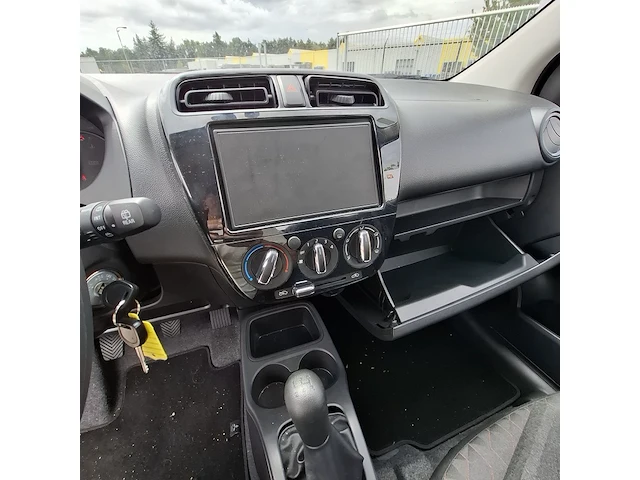 Personenauto mitsubishi, space star - afbeelding 6 van  35