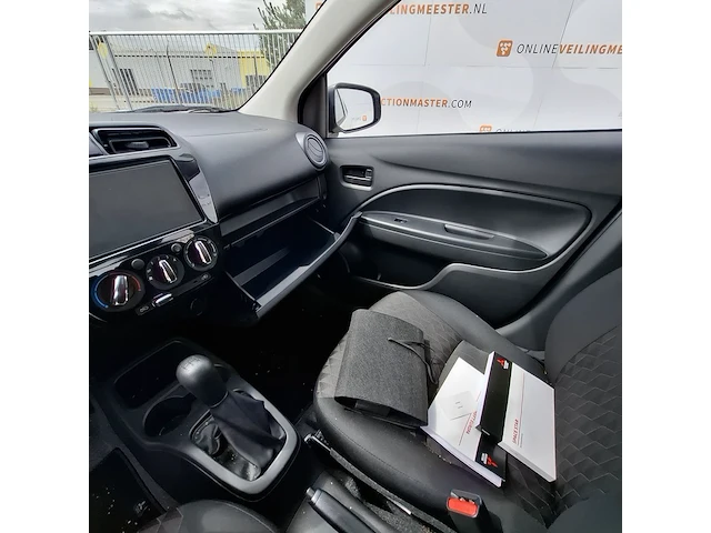 Personenauto mitsubishi, space star - afbeelding 8 van  35