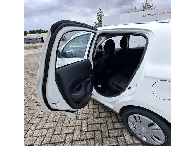 Personenauto mitsubishi, space star - afbeelding 9 van  35