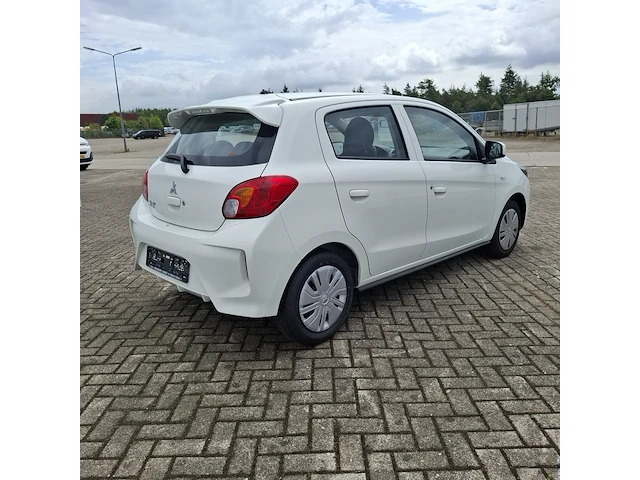 Personenauto mitsubishi, space star - afbeelding 33 van  35