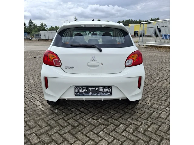 Personenauto mitsubishi, space star - afbeelding 34 van  35