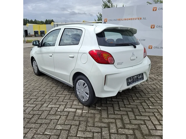 Personenauto mitsubishi, space star - afbeelding 35 van  35
