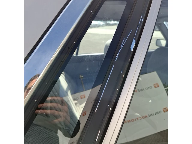 Personenauto nissan, laurel 2.4 v6 sgl, bouwjaar 1985 - afbeelding 17 van  33