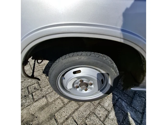 Personenauto nissan, laurel 2.4 v6 sgl, bouwjaar 1985 - afbeelding 32 van  33