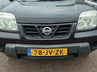 Personenauto nissan, x-trail, zwart, bouwjaar 2002