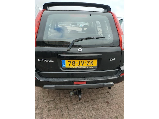 Personenauto nissan, x-trail, zwart, bouwjaar 2002 - afbeelding 4 van  9