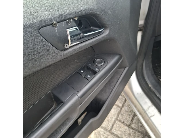 Personenauto opel, astra 1.4 essentia, bouwjaar 2004 - afbeelding 2 van  61